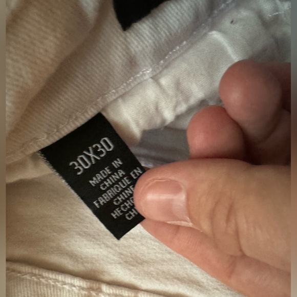 **LIKE NEW** Men’s Kenneth Cole Slim Fit Denim Jeans - Picture 6 of 6